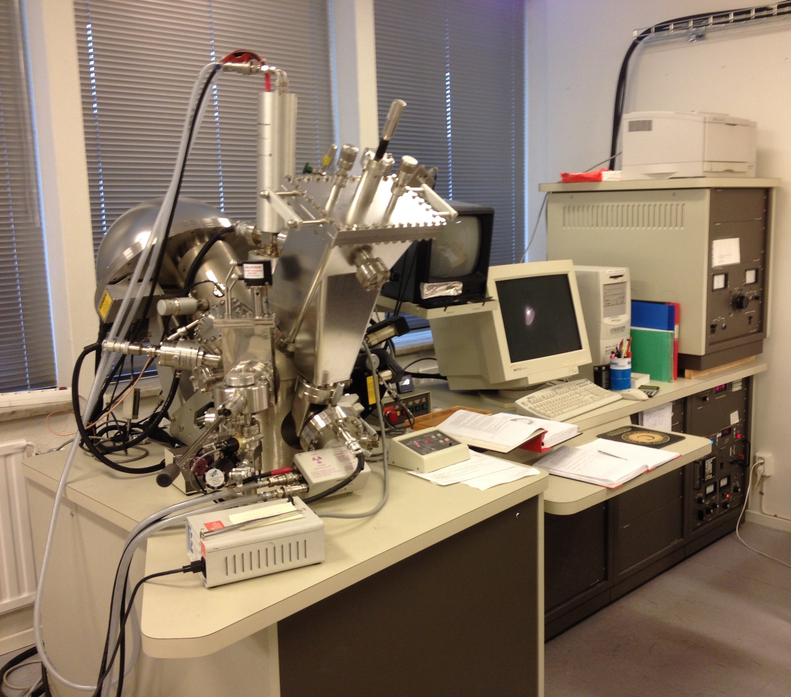 Picture of PHI5500 Multi-technique XPS